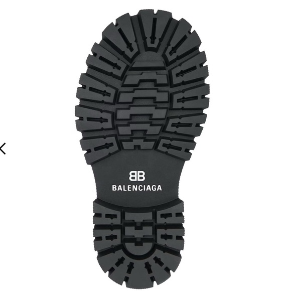 BALENCIAGA Women’s Tractor 20 MM Black Ankle Boots Size 35 - US Size 5 - Picture 4 of 16